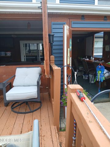 5203 Planet Avenue, Toledo, OH 43623