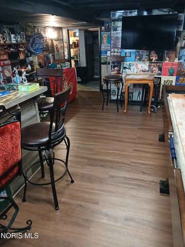 5203 Planet Avenue, Toledo, OH 43623