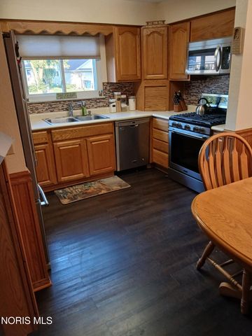 5203 Planet Avenue, Toledo, OH 43623
