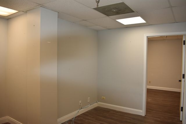 415 Washington Street 124, Waukegan, IL 60085