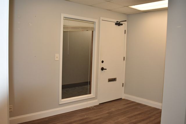 415 Washington Street 124, Waukegan, IL 60085