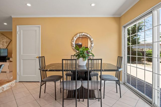 1825 Dale Avenue, San Mateo, CA 94401