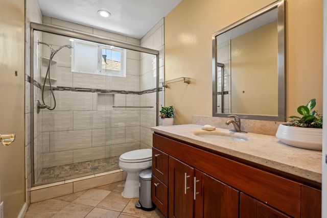1825 Dale Avenue, San Mateo, CA 94401