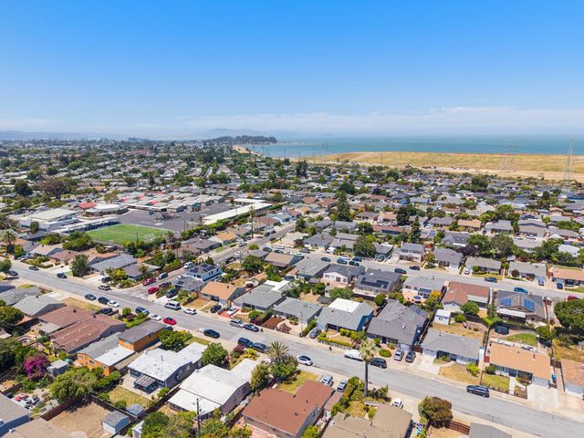 1825 Dale Avenue, San Mateo, CA 94401