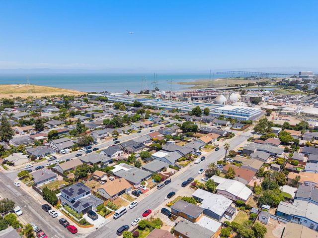 1825 Dale Avenue, San Mateo, CA 94401