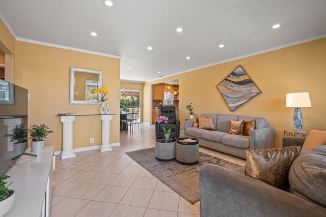 1825 Dale Avenue, San Mateo, CA 94401