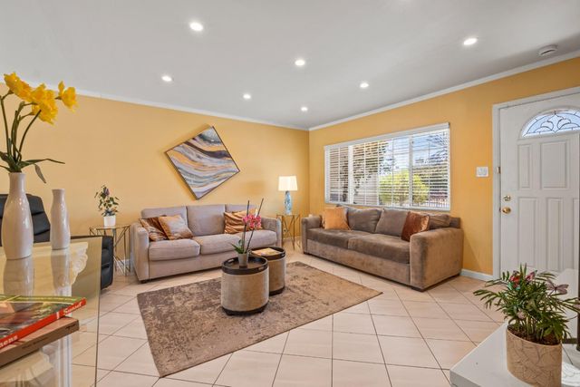 1825 Dale Avenue, San Mateo, CA 94401
