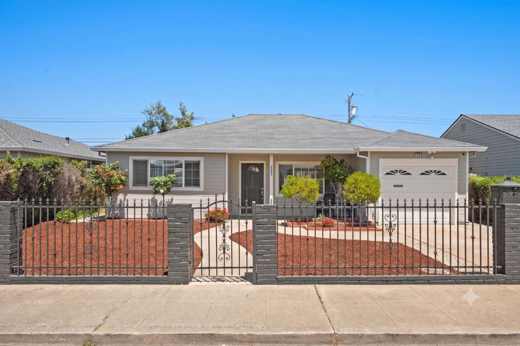 1825 Dale Avenue, San Mateo, CA 94401