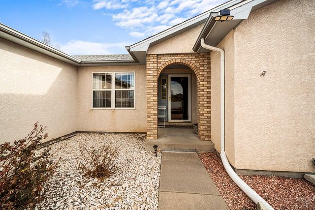 126 S Burke Court, Pueblo, CO 81007