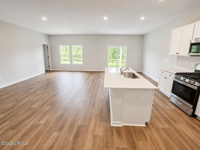 933 Sweetbay Drive, Hardeeville, SC 29927