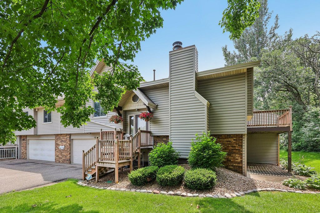 173 Galtier Place, Shoreview, MN 55126 — photo 3