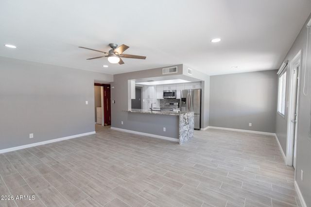 1224 E CAMPUS Drive, Tempe, AZ 85282