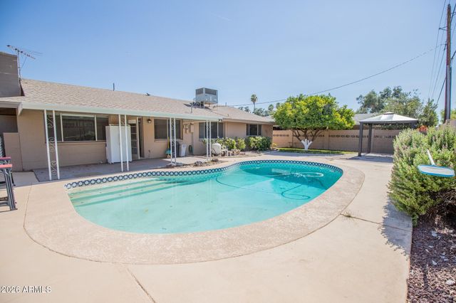 1224 E CAMPUS Drive, Tempe, AZ 85282