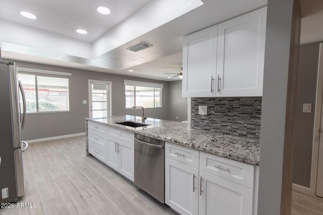 1224 E CAMPUS Drive, Tempe, AZ 85282