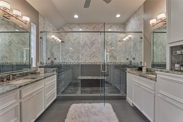 13625 Lakeside Place Drive, Willis, TX 77318