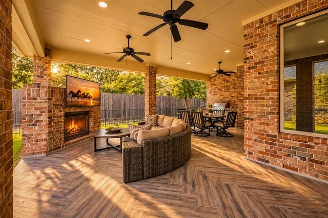19813 Cullen Ridge Drive, Porter, TX 77365