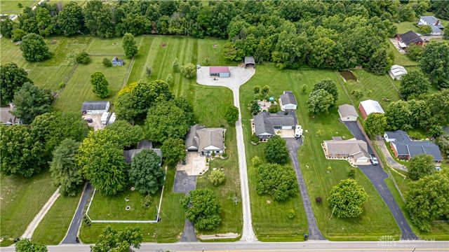 137 S Waynesville Road, Oregonia, OH 45054