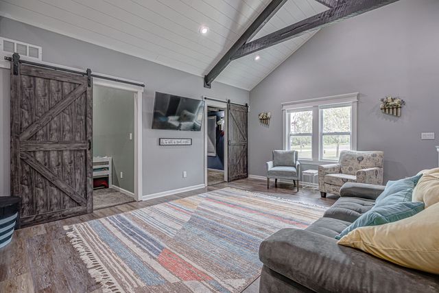 137 S Waynesville Road, Oregonia, OH 45054
