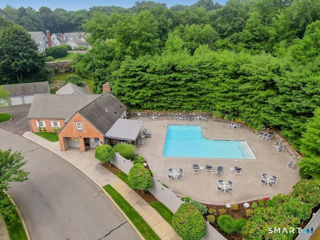 28 Paisley Lane 28, Fairfield, CT 06825