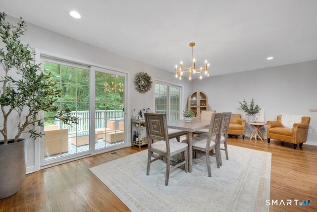 28 Paisley Lane 28, Fairfield, CT 06825