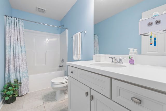 10411 Douglas Drive, St. John, IN 46373