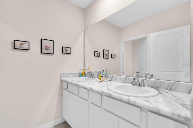 18015 FATTORIA TERRACE, Lakewood Ranch, FL 34211