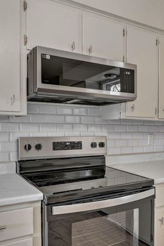 318 S Meadowlark Street, Fair Grove, MO 65648