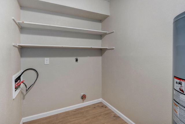 318 S Meadowlark Street, Fair Grove, MO 65648