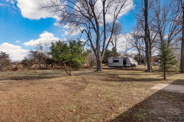 318 S Meadowlark Street, Fair Grove, MO 65648