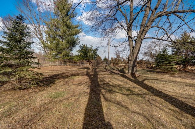 318 S Meadowlark Street, Fair Grove, MO 65648