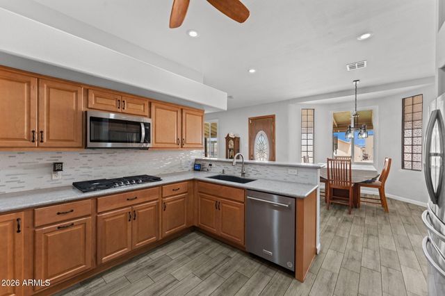 34841 N 3RD Street, Phoenix, AZ 85086