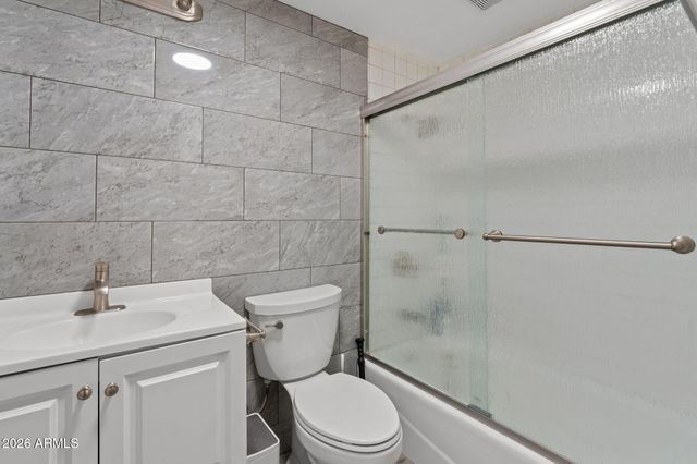 34841 N 3RD Street, Phoenix, AZ 85086