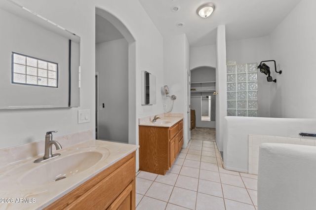 34841 N 3RD Street, Phoenix, AZ 85086