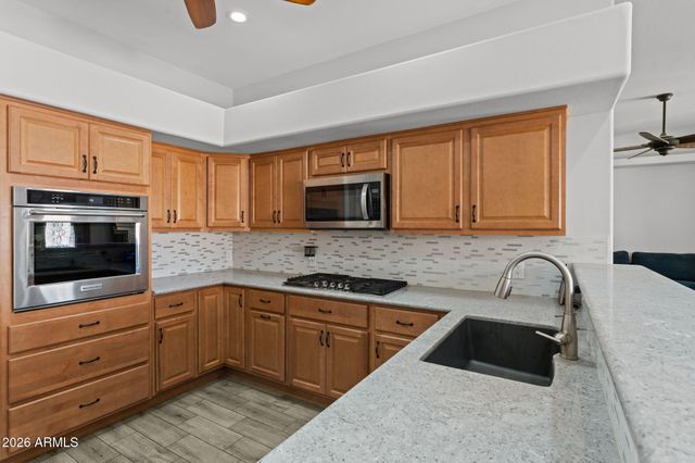 34841 N 3RD Street, Phoenix, AZ 85086
