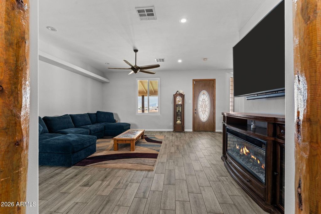 34841 N 3RD Street, Phoenix, AZ 85086 — photo 4