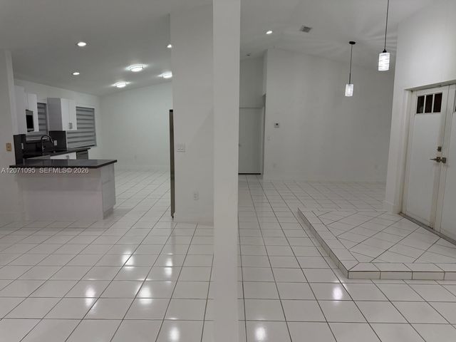 18870 SW 294th Terrace, Homestead, FL 33030