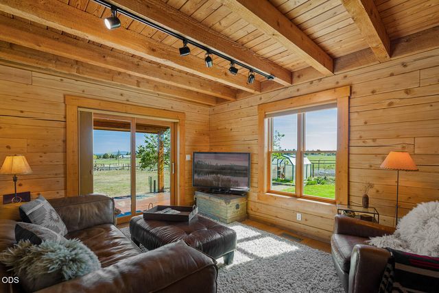 22311 McArdle Road, Bend, OR 97702