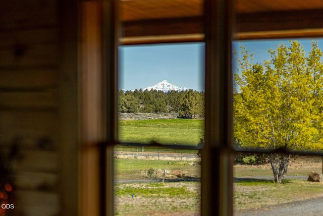 22311 McArdle Road, Bend, OR 97702