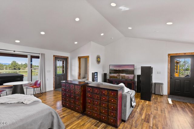 22311 McArdle Road, Bend, OR 97702