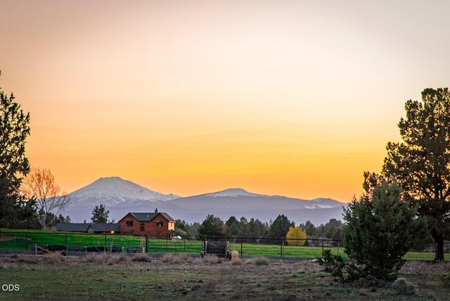 22311 McArdle Road, Bend, OR 97702