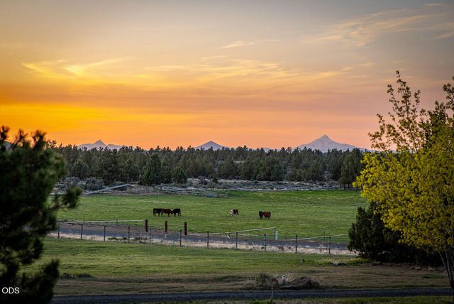 22311 McArdle Road, Bend, OR 97702