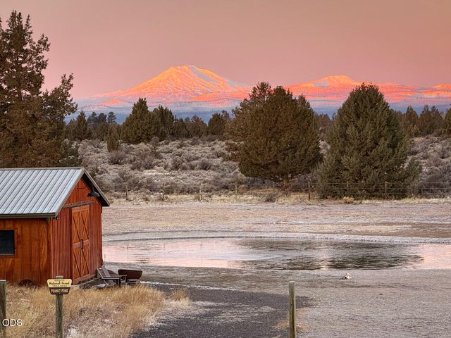 22311 McArdle Road, Bend, OR 97702