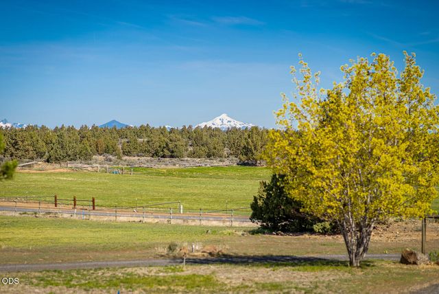 22311 McArdle Road, Bend, OR 97702