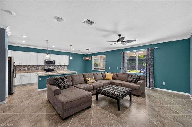4295 Bluegrass DR, Fort Myers, FL 33916