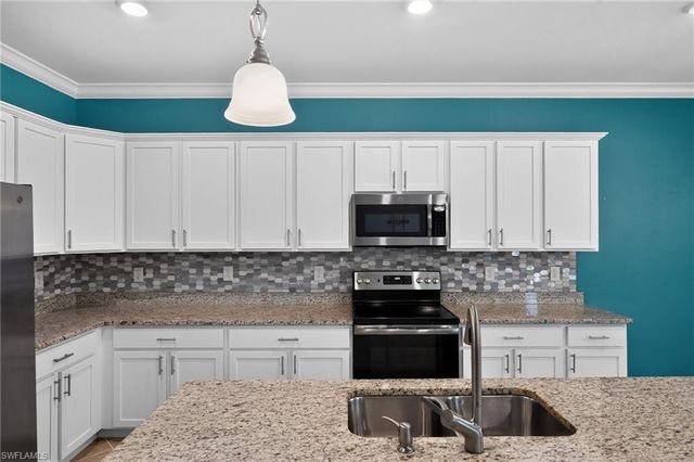 4295 Bluegrass DR, Fort Myers, FL 33916