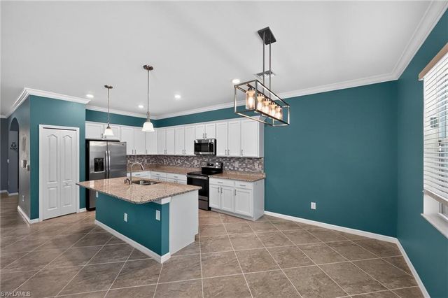 4295 Bluegrass DR, Fort Myers, FL 33916