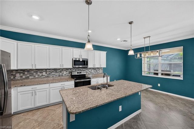 4295 Bluegrass DR, Fort Myers, FL 33916