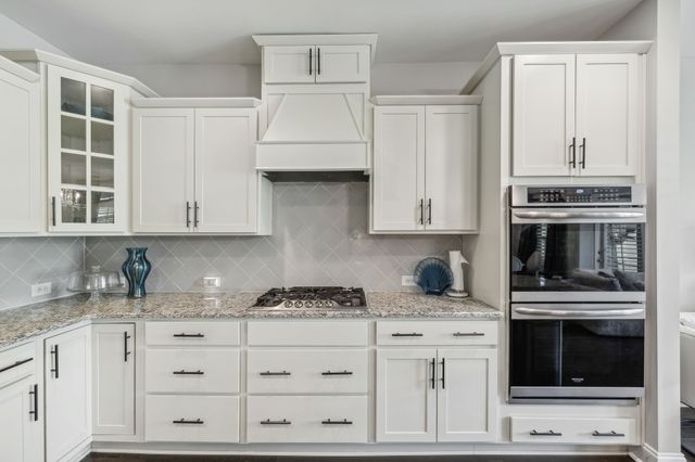 1064 Callaway Dr, Lebanon, TN 37087