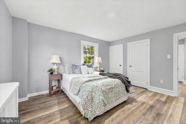 7208 HILLTOP RD, Upper Darby, PA 19082