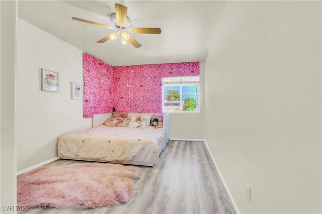 8321 Emerald Isle Avenue, Las Vegas, NV 89128